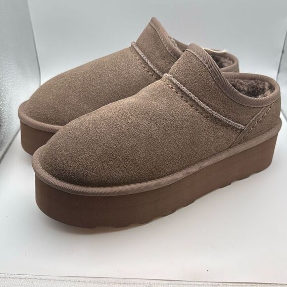CUSHIONAIRE Women's Huggy Genuine Suede Cozy Mule Platform SIZE 10 TAUPE NEW - Picture 3 of 7